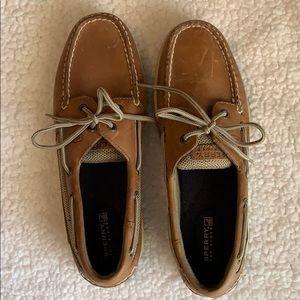 Sperry size 9 boat shoes